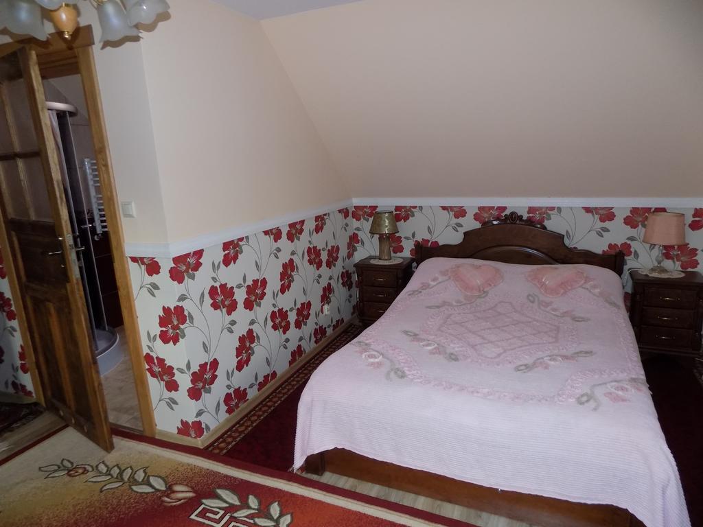 Kwiatowa Zagroda Białowieża Exteriör bild